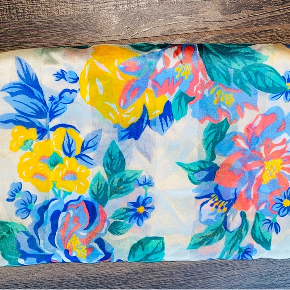 Silk Floral Scarf Made in Italy - Picture 4 of 15